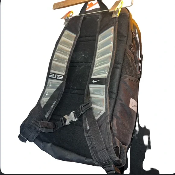 University of Tennessee athletic Nike Elite Black Sports Backpack - Picture 2 of 5